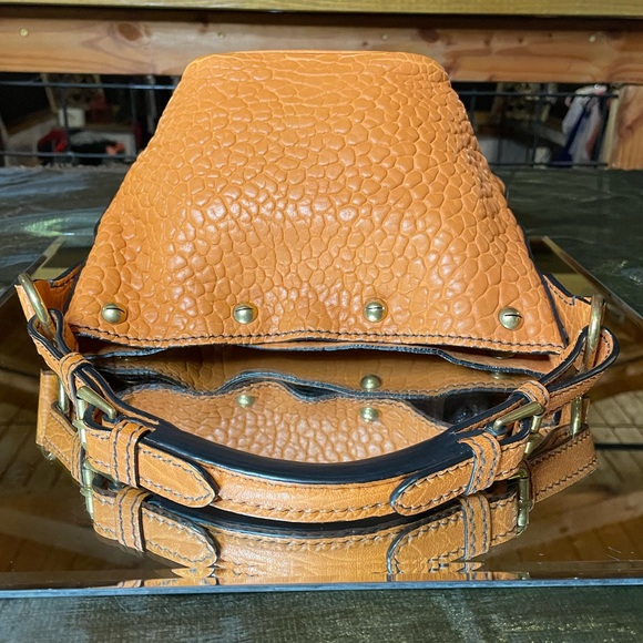 Christian Dior orange embossed leather handbag with pouch - Picture 6 of 16